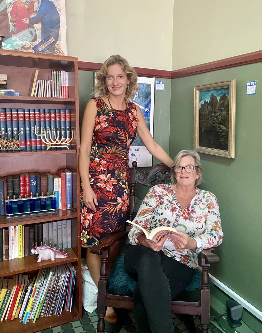 Founder Jana Mazurkiewicz Meisarosh and volunteer Denise Rosenblatt posing for camera in Yiddishland California