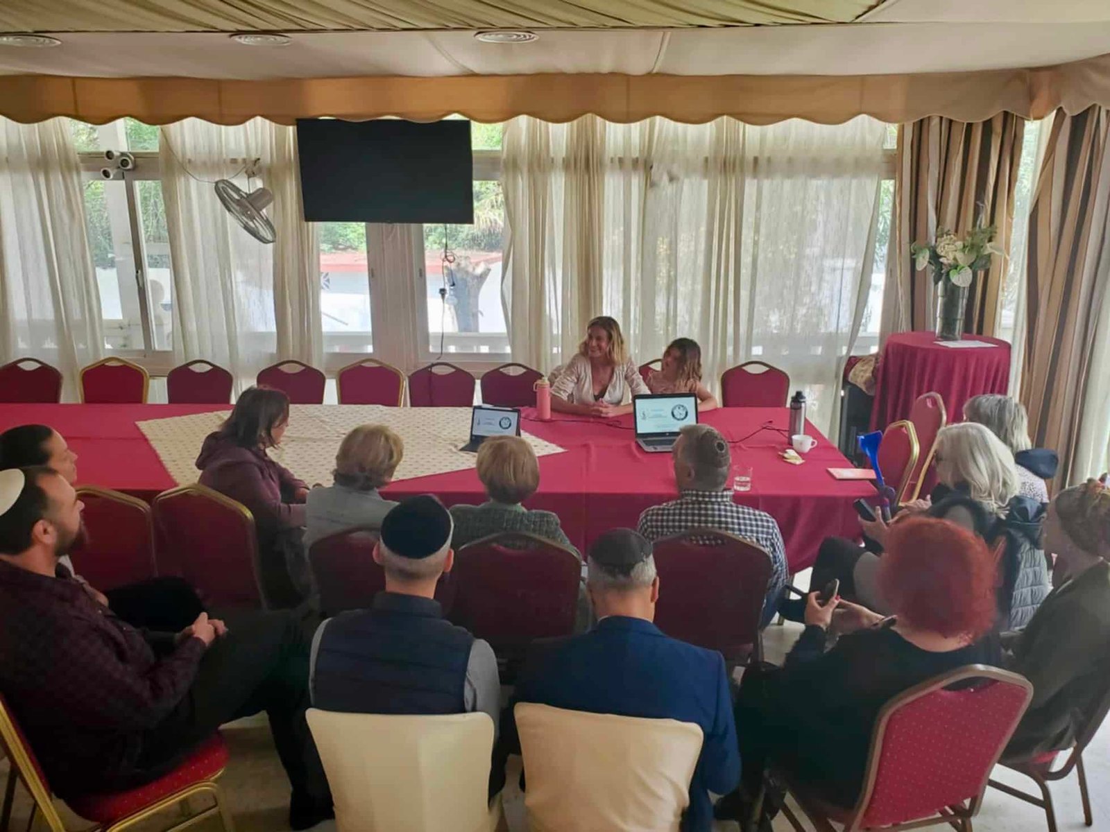 Bringing Yiddishland to Andalusia! 